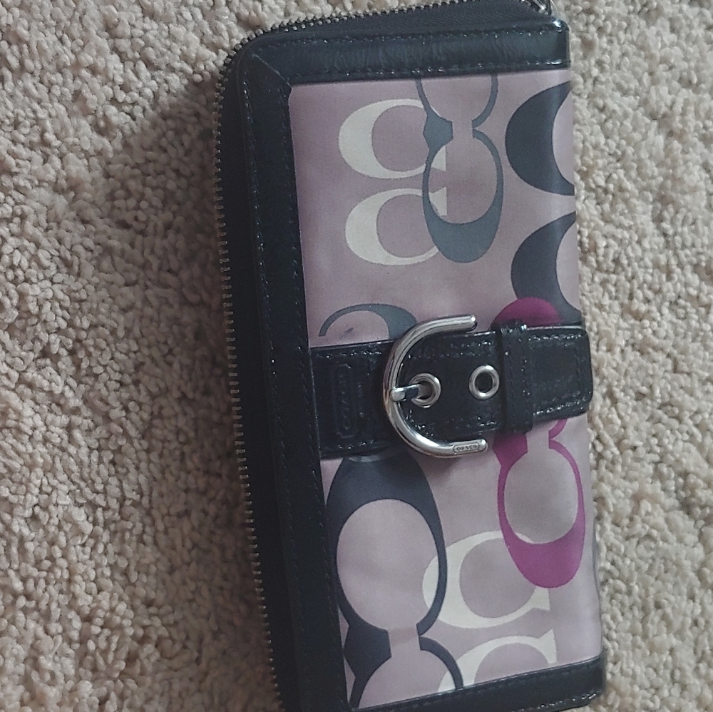 Coach wallet